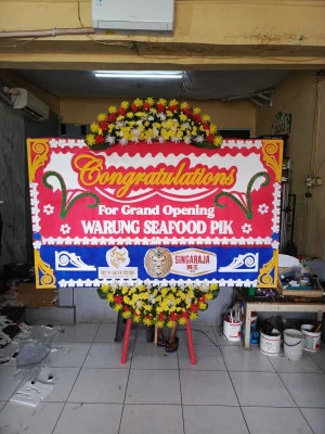 Papan Bunga di Tanah Tinggi