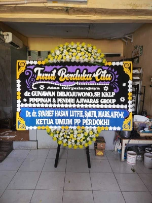 Papan Bunga di Tanah Tinggi